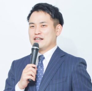 外山 智大